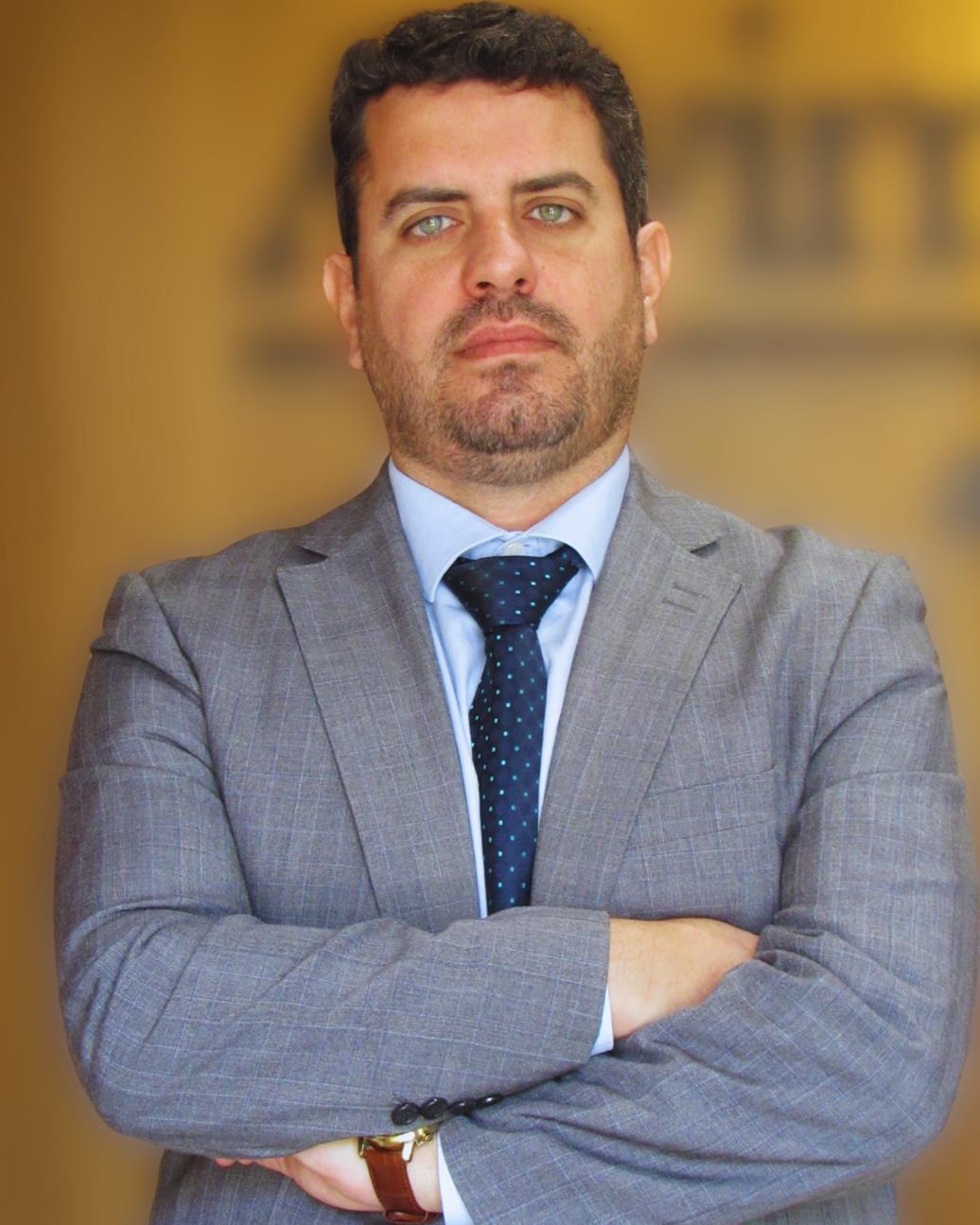 Dr. Lucas Alvim Negreti